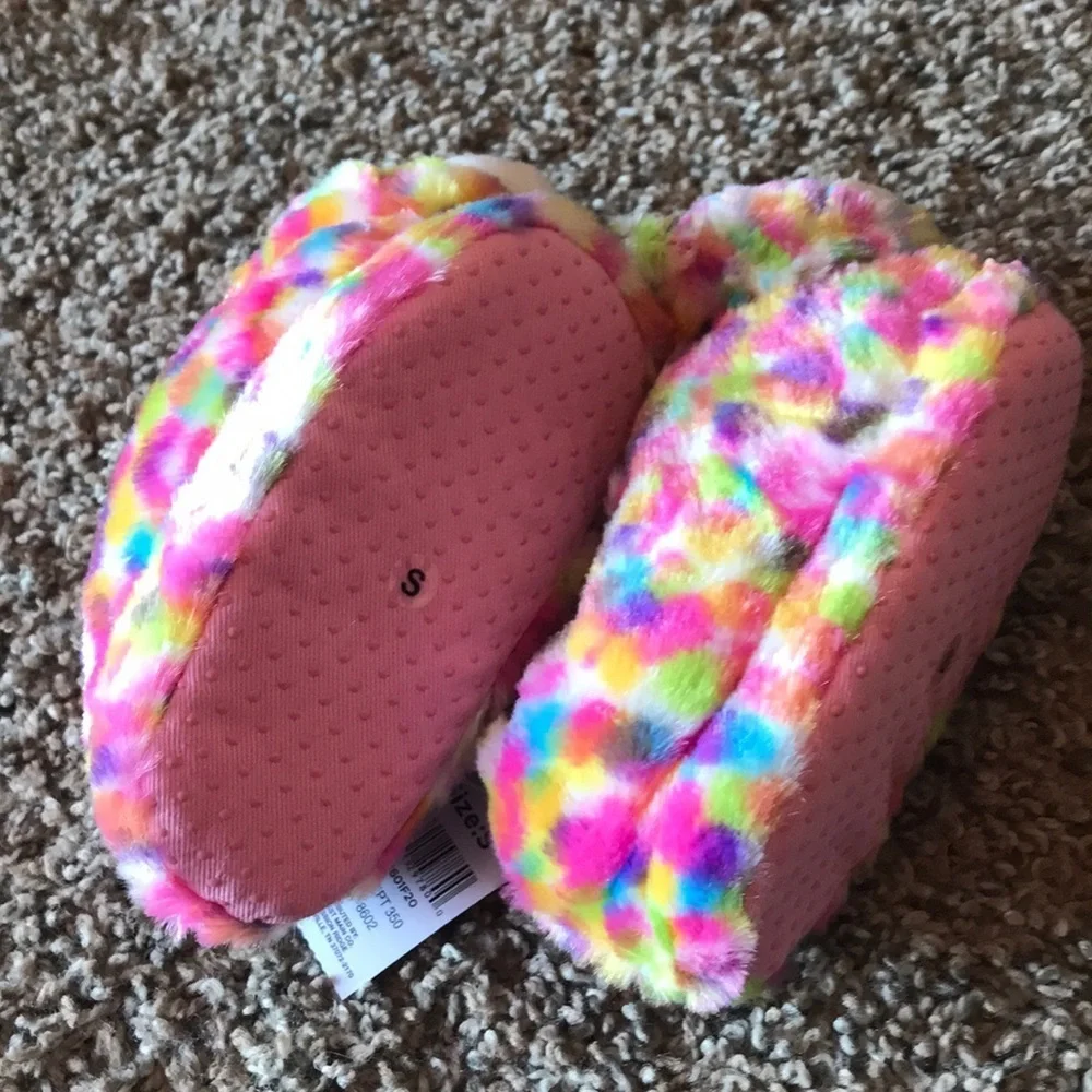 None nwt unicorn